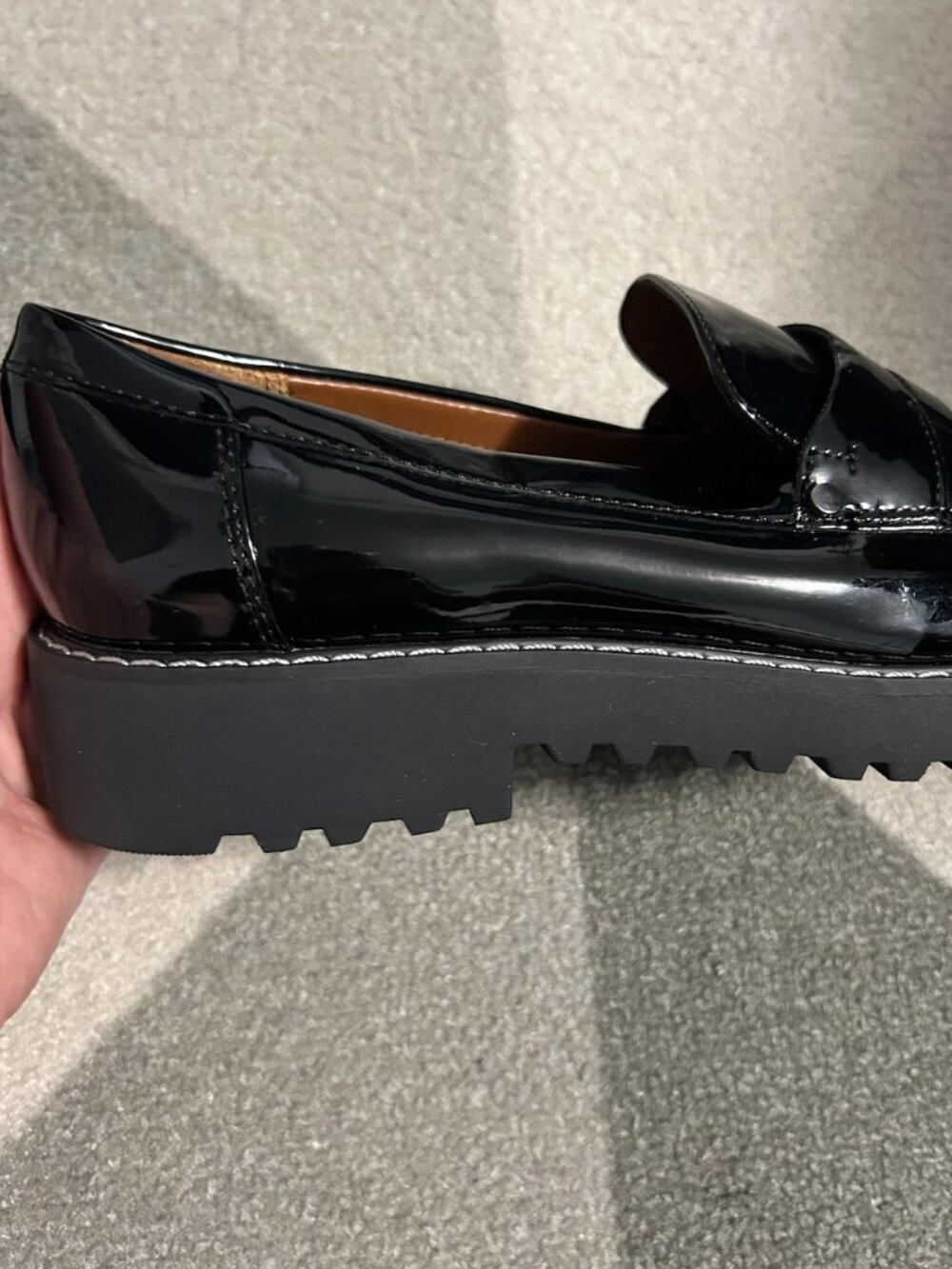 Franco Sarto Cassandra Black Patent Leather Penny Loafers Lug Sole Women's 7.5M - Picture 5 of 12